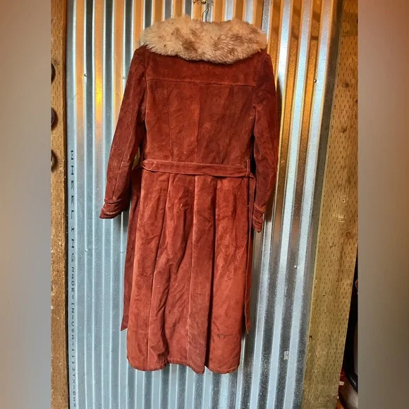 Vintage Made in Canada - Picture 2 of 12